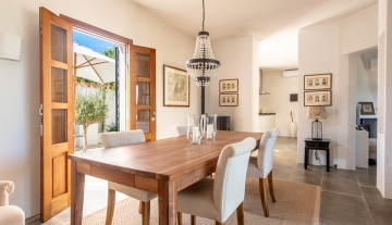 Resa estates Ibiza for sale te koop villa port des torrent zwembad dining table.jpg